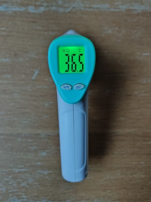 Termometr bezdotykowy na podczerwień innoGIO