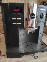 Máquina de café automática profissional