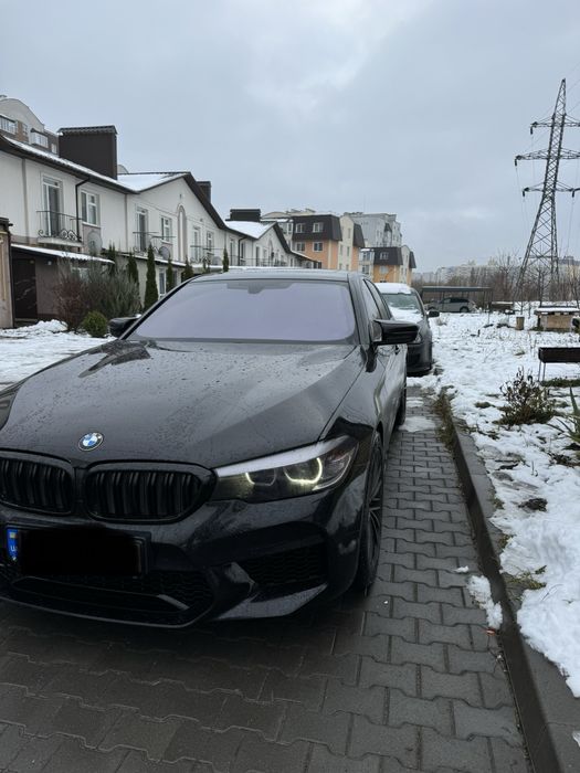 Продам очень классное авто. Ухоженное , красивое авто