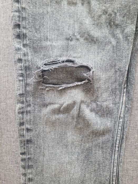 Spodnie jeans spodnie dżinsowe Zara 42 z rozdarciami