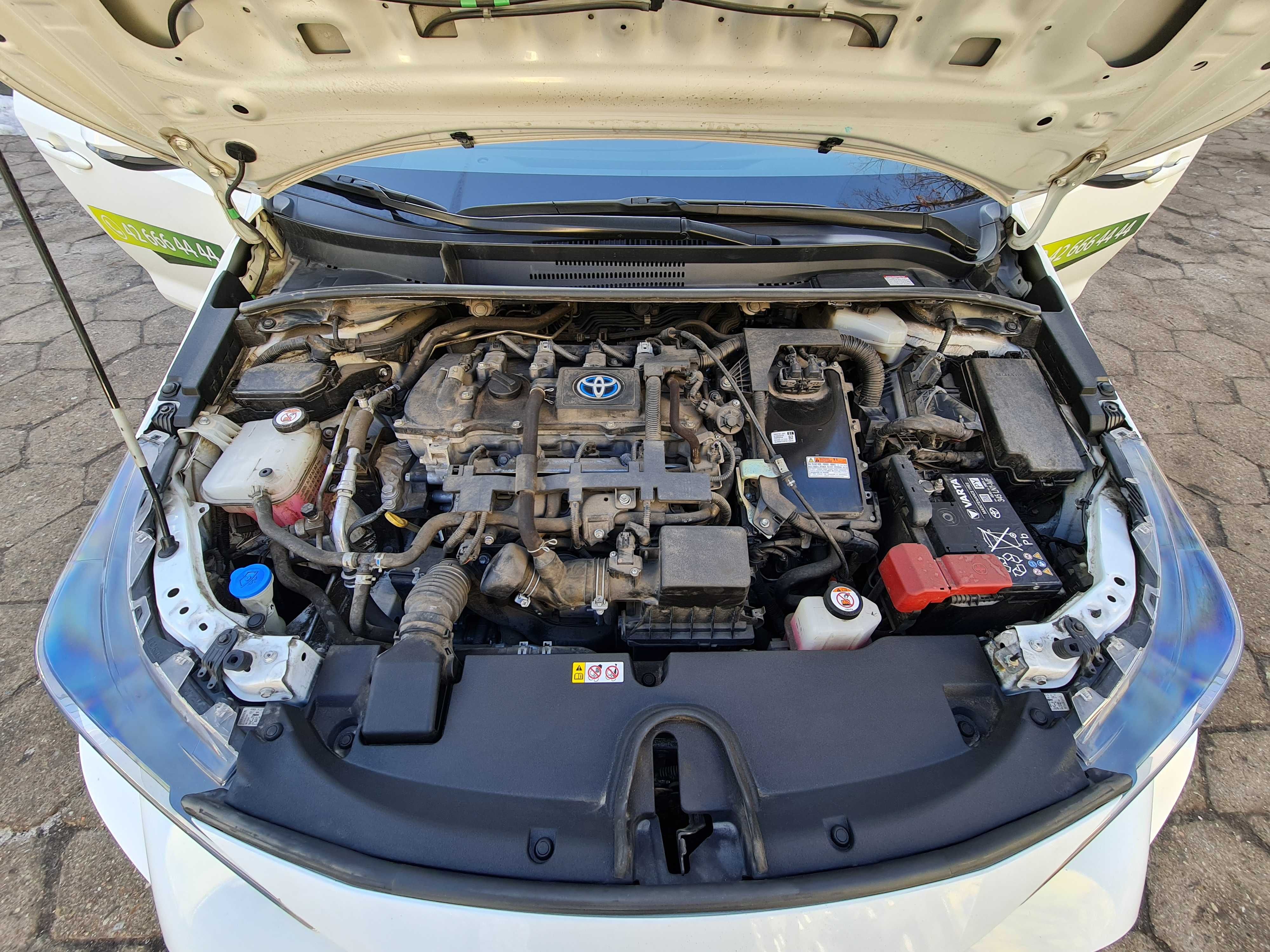 Sprzedam Toyota Corolla Kombi 1,8 Hybryda Comfort 2019/2020