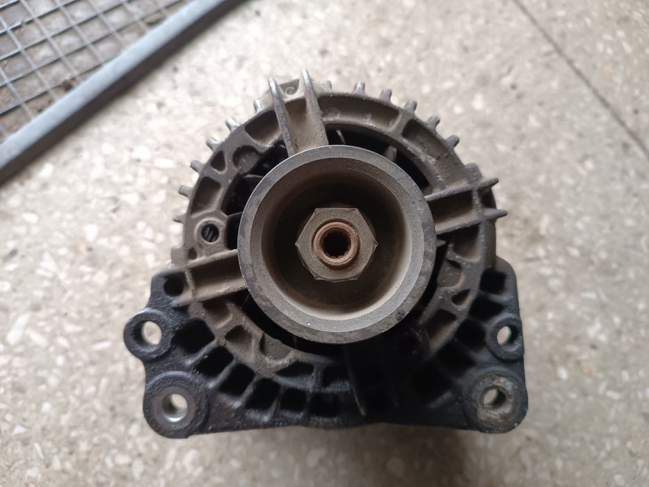 Alternator awy polo fabia Ibiza 1.2 6v Bosch