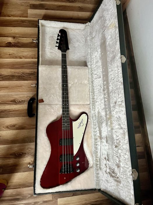 Gibson Thunderbird Standard 2011 Cherry Red