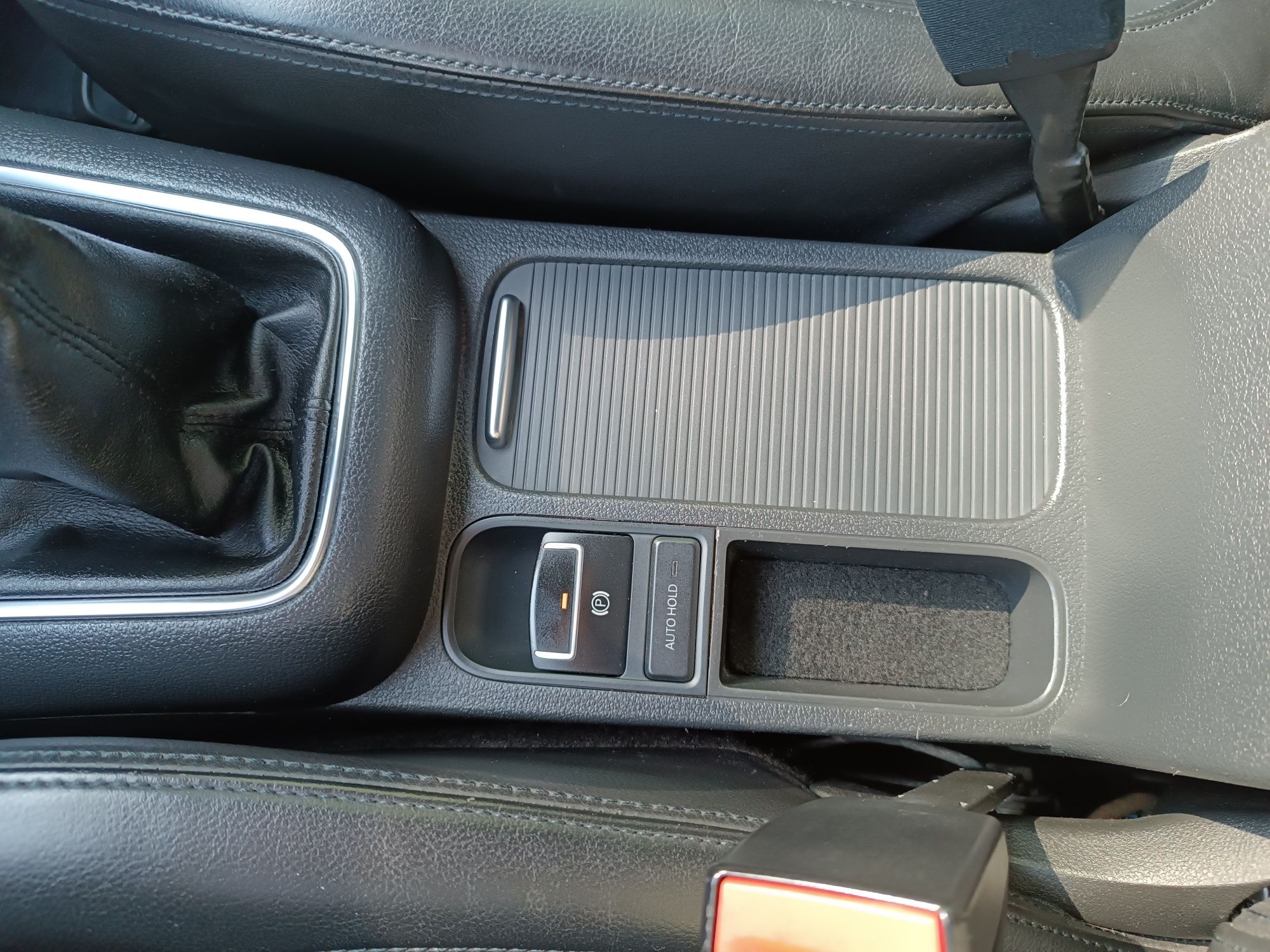 Tiguan R LINE  2.0 TDI