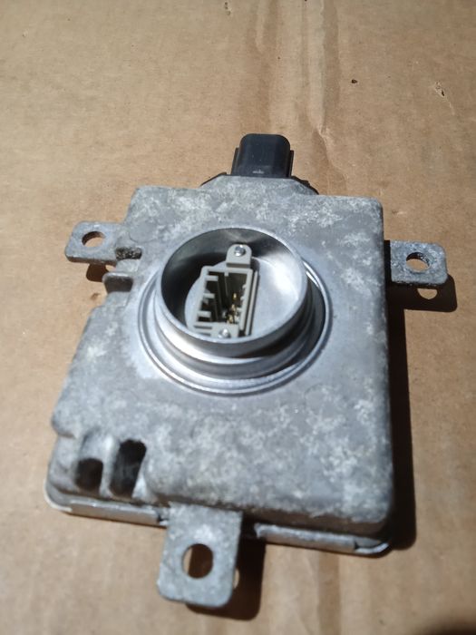 Przetwornica Xenon Mazda w3T.20671. 9605 nr85 moduł przetwornica Xenon