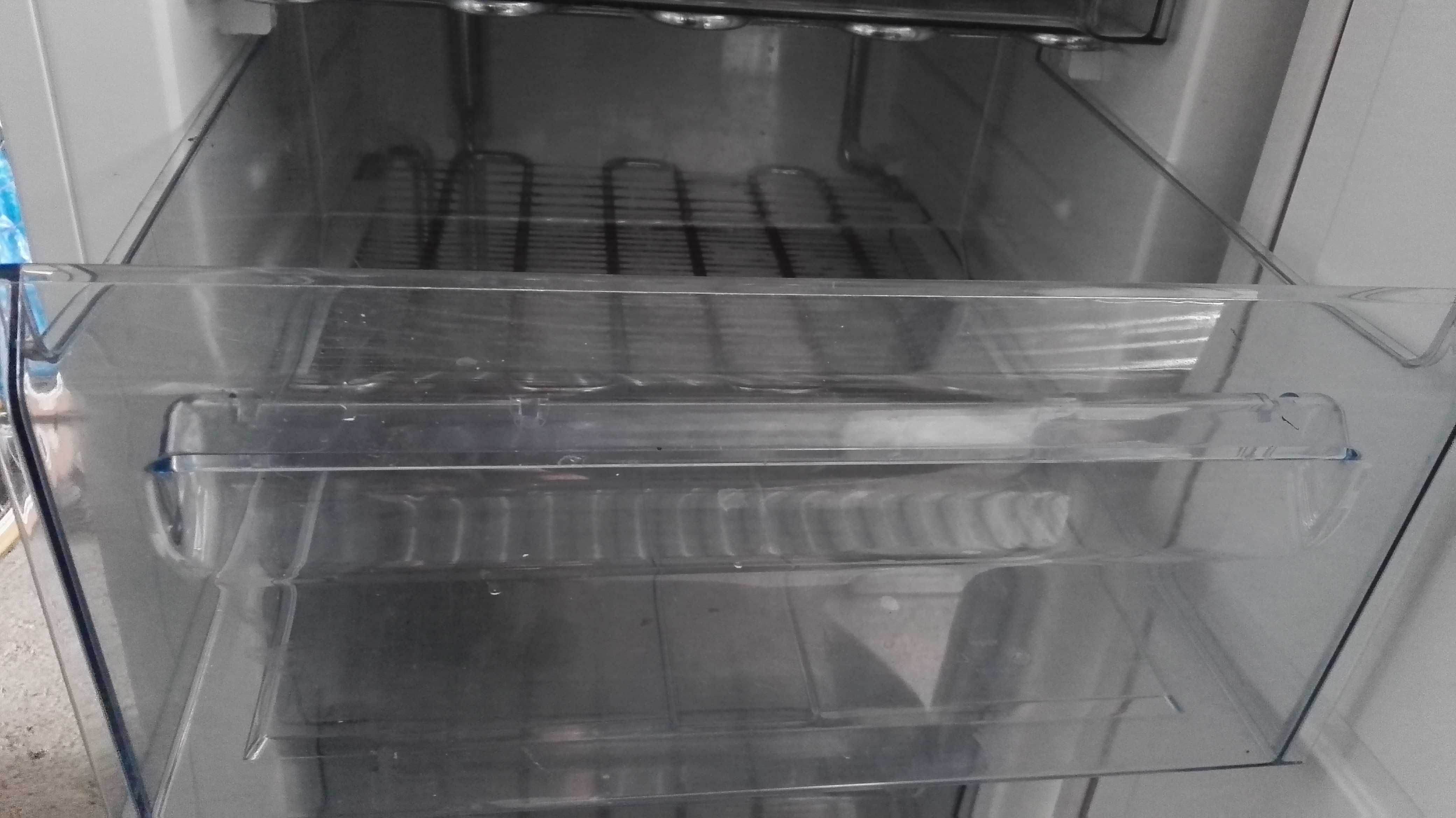 Zamrażarka marki Electrolux, 120 litrów pojemności użytkowej