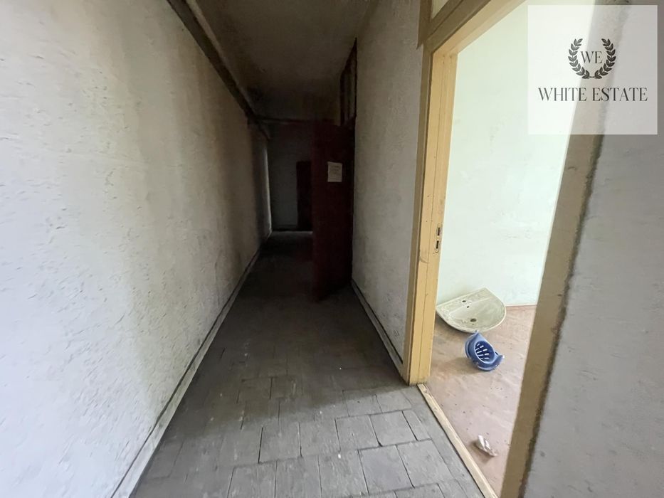 Продаж складських приміщень