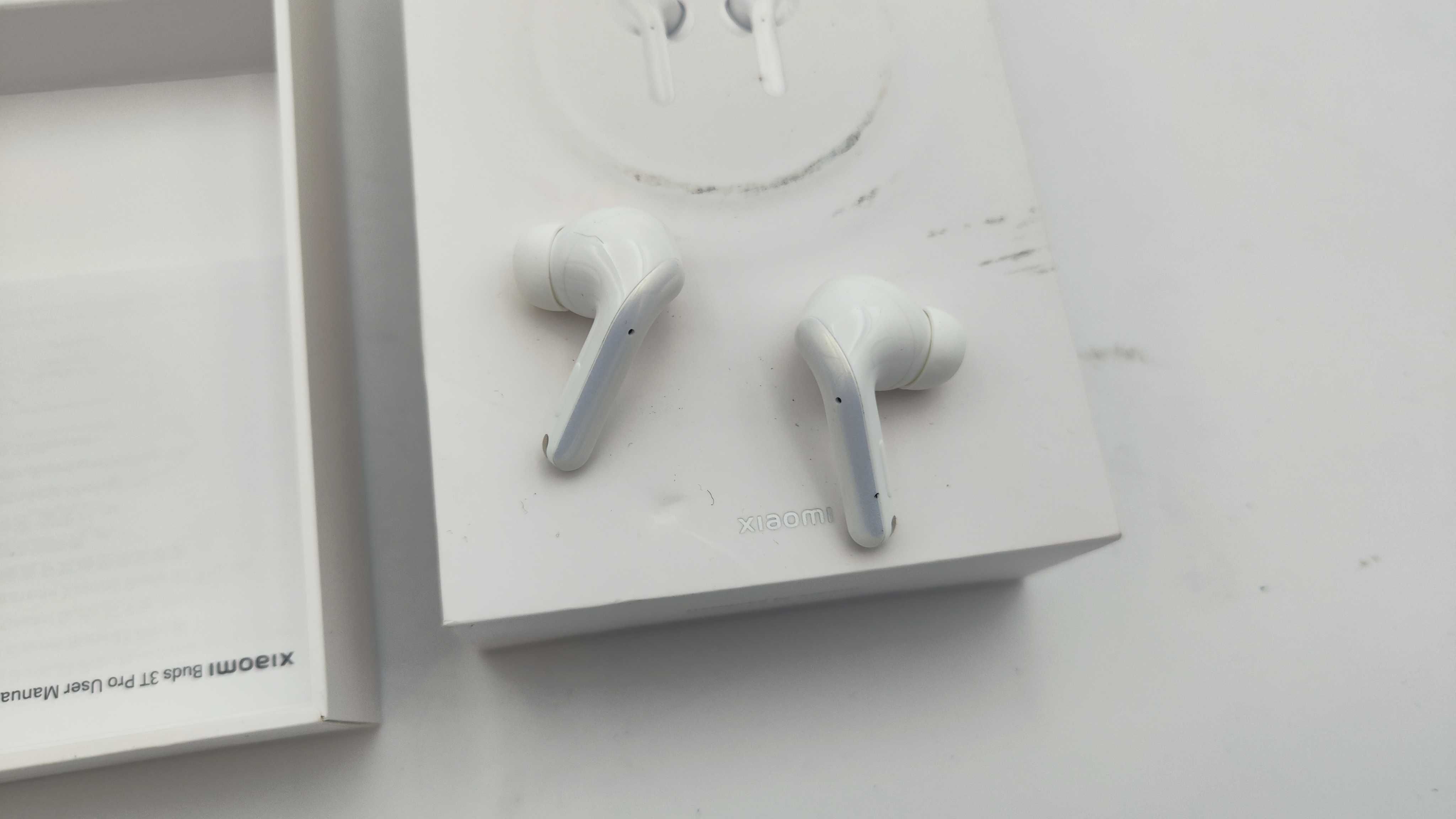 Słuchawki bezprzewodowe douszne Xiaomi Buds 3T Pro (AJ23)