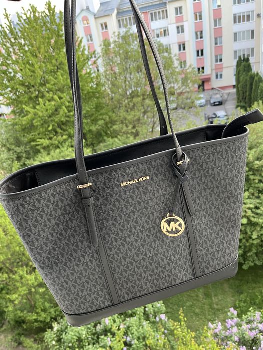 Сумка шопер Michael Kors Jet Set travel, монограм