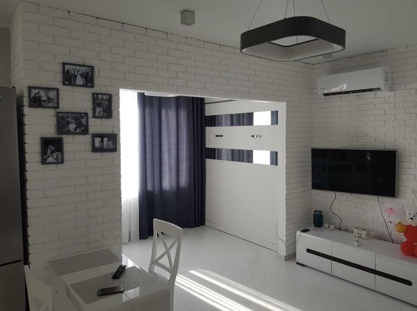 Демонтвжні роботи Ремонт квартир Шпаклювання Фарбуванння Штукатурка