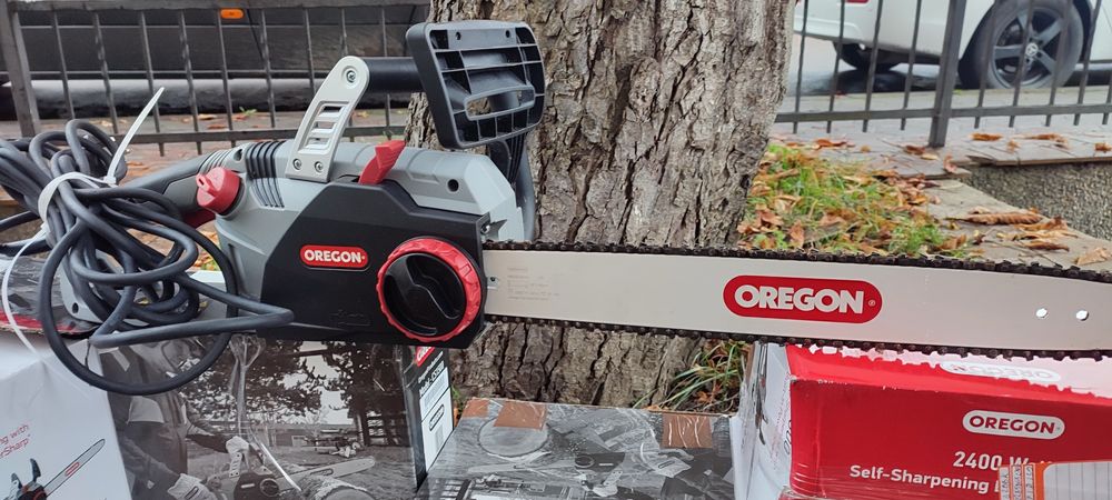 Електропила OREGON 2400 ватт замозаточувальна з Англії, оригінал.