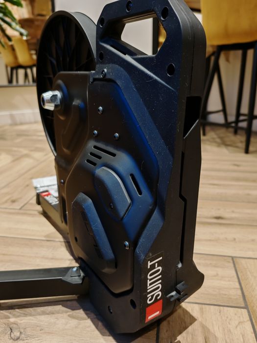 Trenazer rowerowy Elite Suito-T