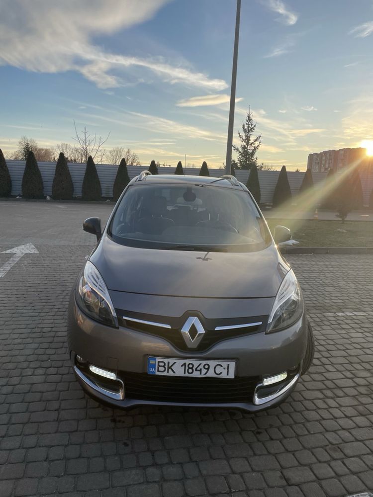 Renault grand scenic 1,6 BOSE