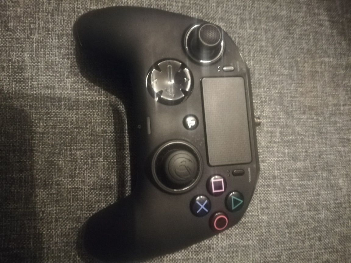 Nacon Revolution Pro Controller