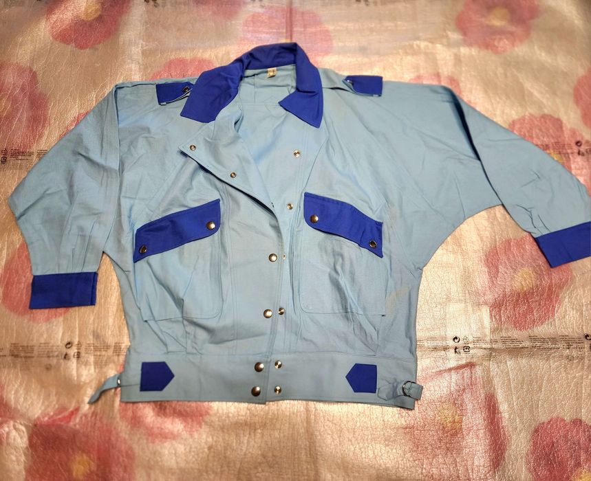 Куточка в стиле 90х. Джинс. Дискотека 90х.