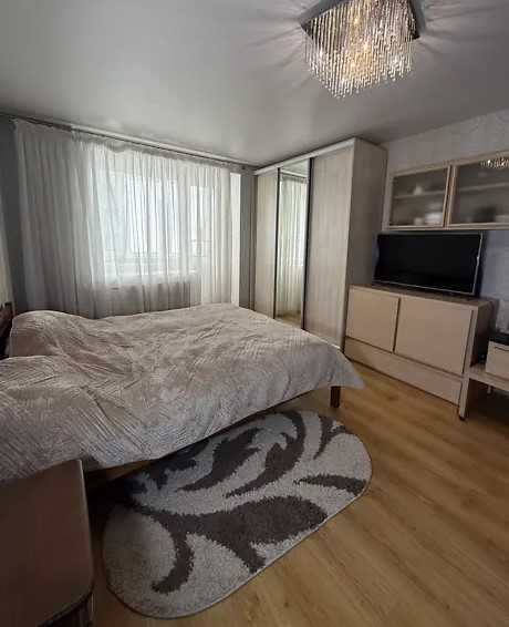 41475 Продаж 1-кімнатної квартири в новобудові на Виставці!