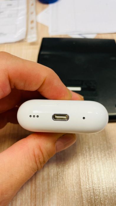 Etui ladujace Apple AIRPODS PRO 2
