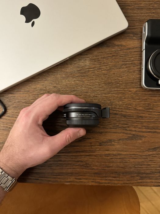 Metabones Speedbooster MFT-EF BMPCC 0.58x