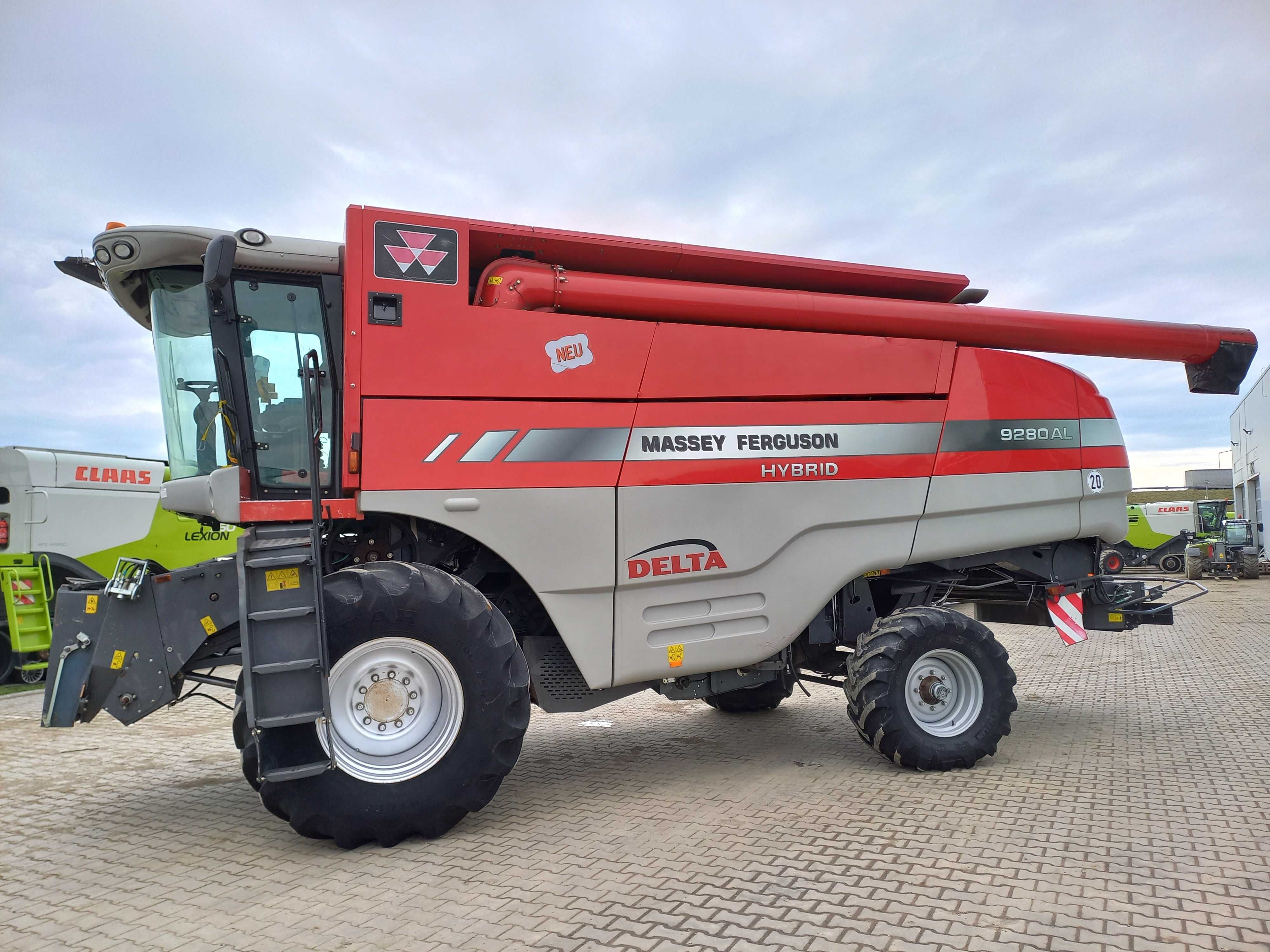 Комбайн Massey Ferguson 9280