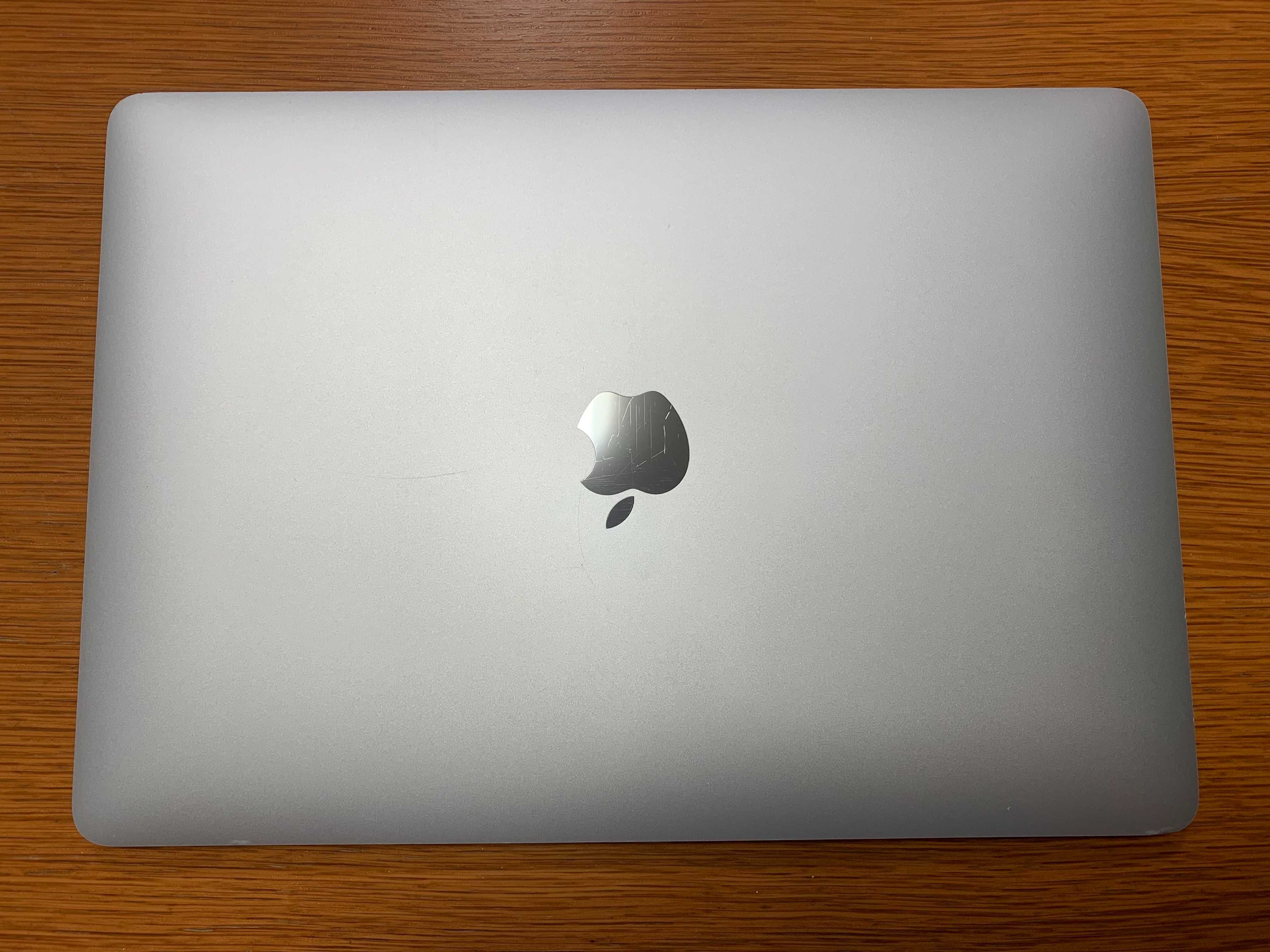 Ноутбук Apple MacBook Air 13" 2018 i5 1.6GHz 8/256 A1932