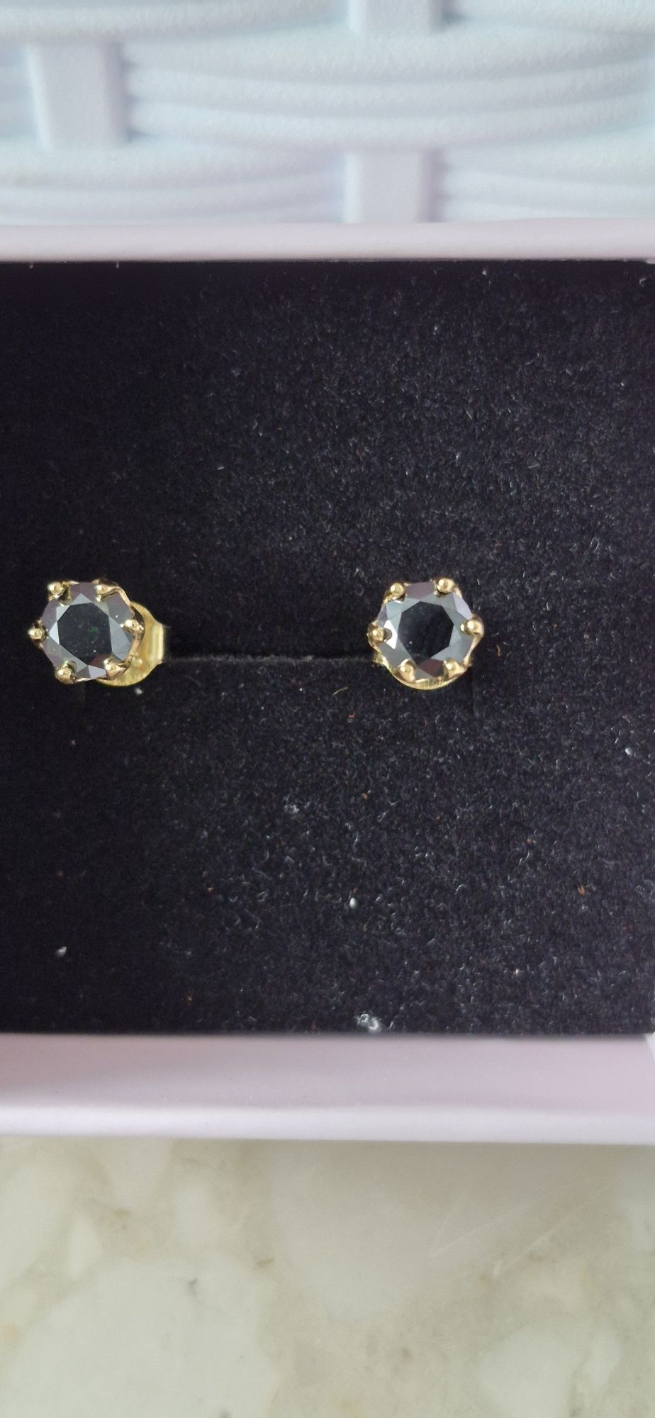 Srebrne kolczyki z pięknym czarnym moissanitem 0.5 ct x 2