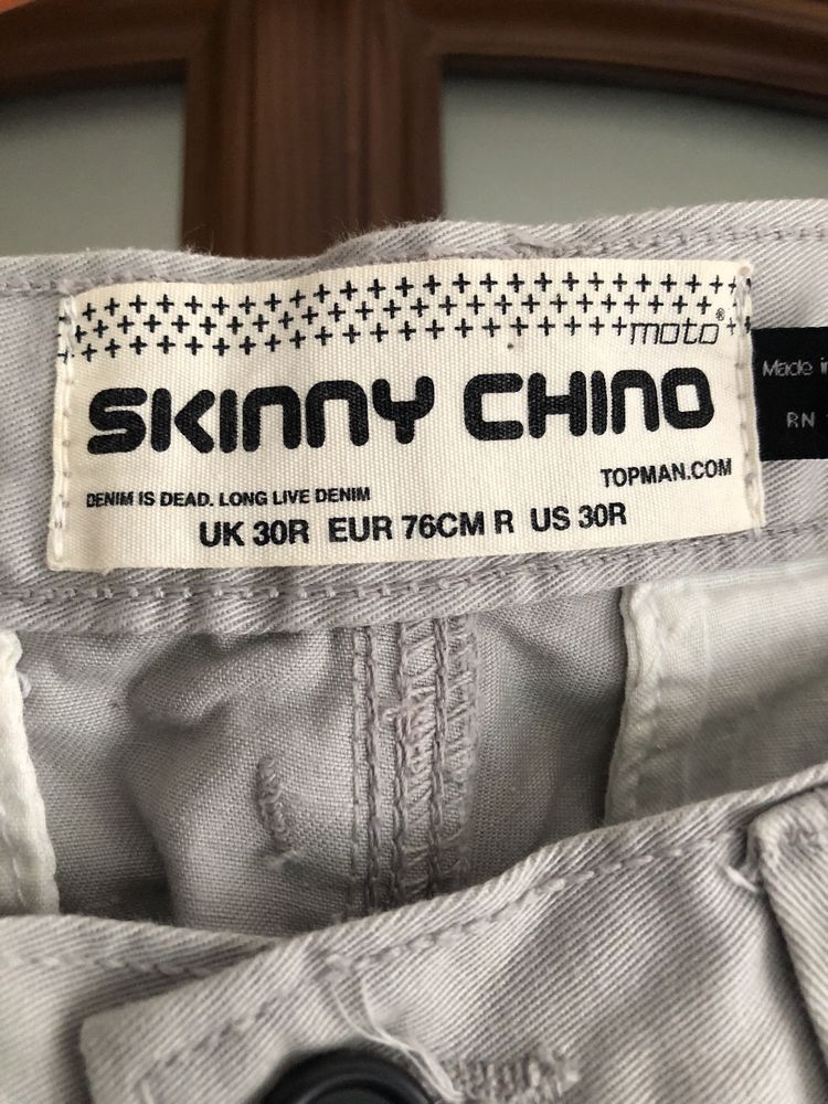 Jeansy skinny chino