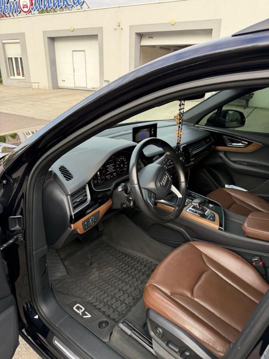 AUDI Q7 2017 року Typ 4M 3.0 TDI Tiptronic (272 к.с.) Quattro, Base