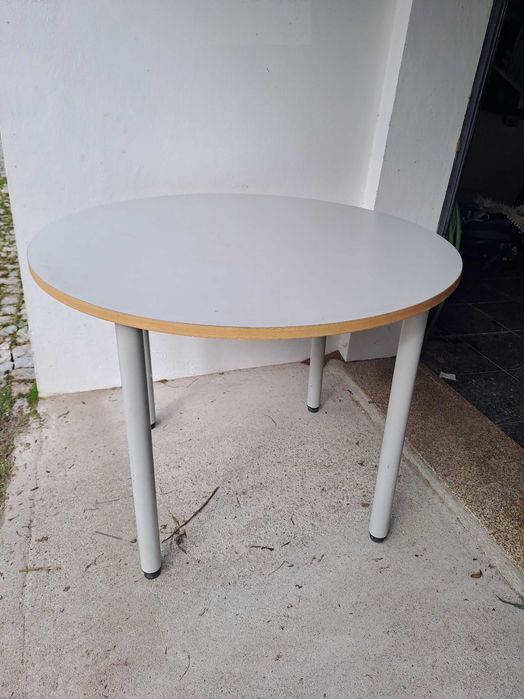 Mesa secretaria redonda