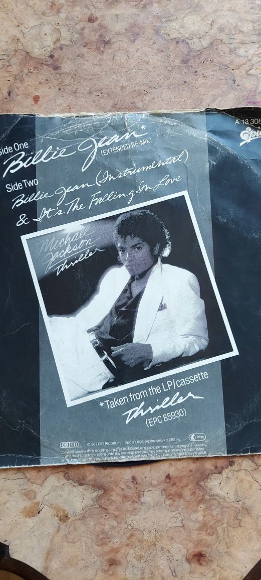 Michael Jackson - Thriller -"KING OF POP" -