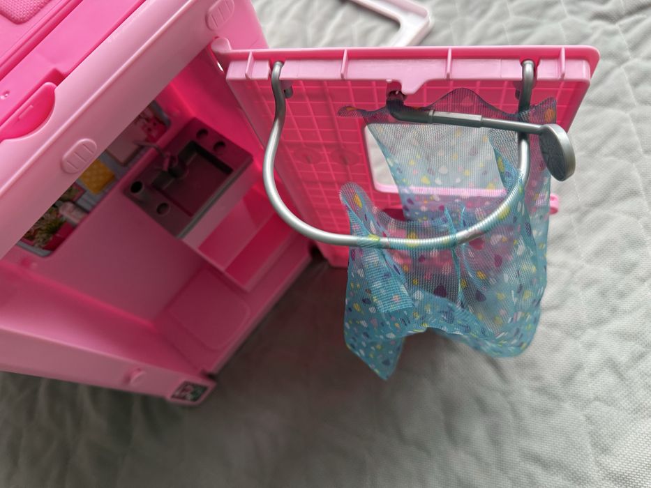 Kamper Barbie GHL93 camper różowy
