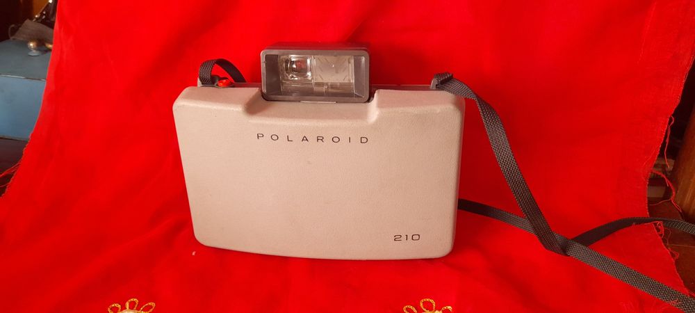 Câmera fotográfica Polaroid Land 210
