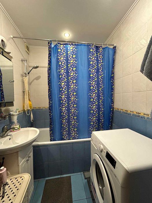 Продаж 1-кім.  метро Позняки Драгоманова 14  Дарницкий район