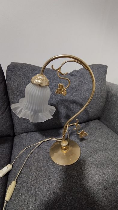 Candeeiros em latão e vidro