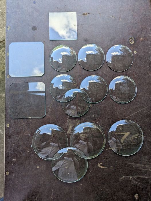 Стьокла випуклі для годинників.