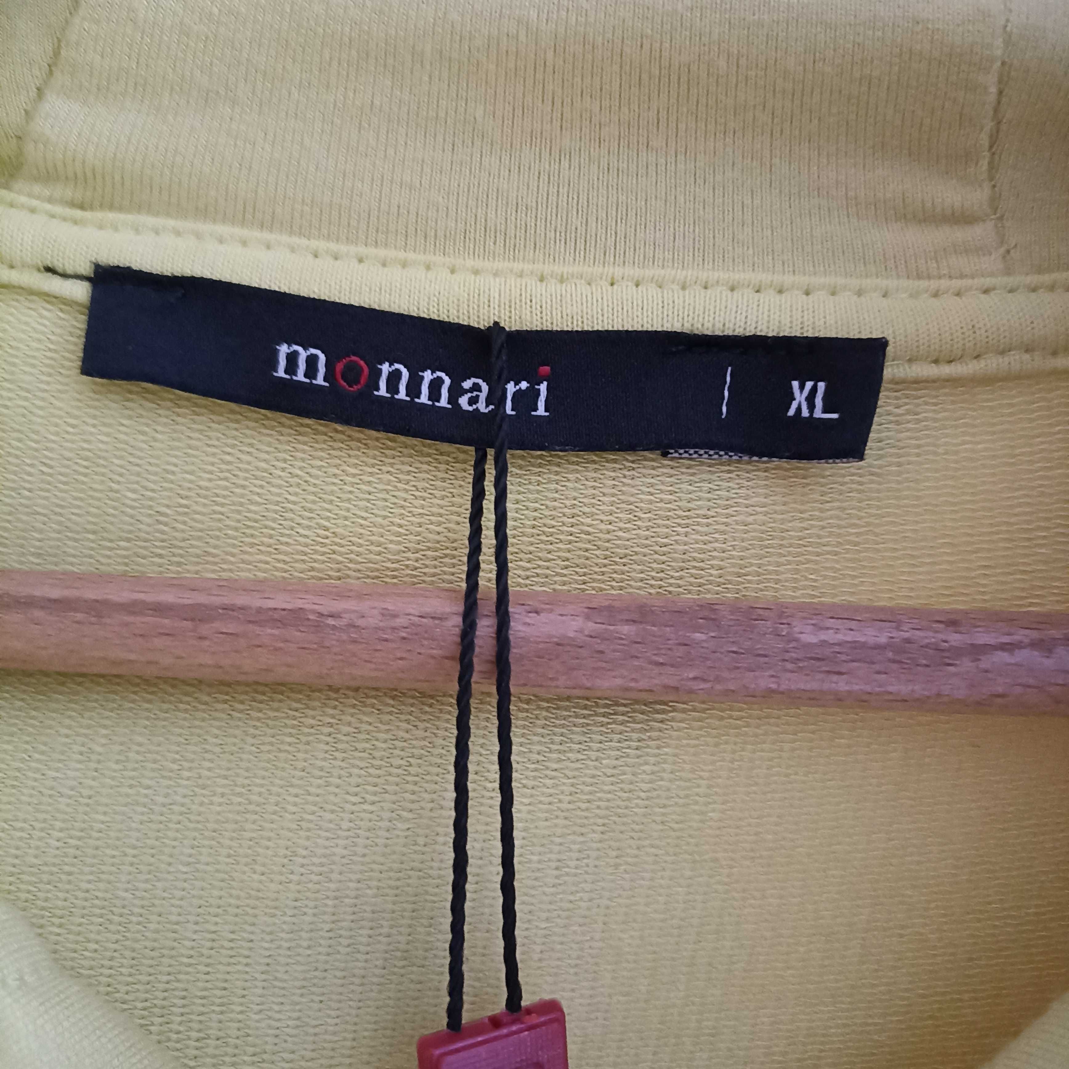 Bluza z kapturem marki Monnari