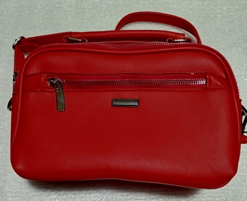 Сумка женская кожанная  через плечо