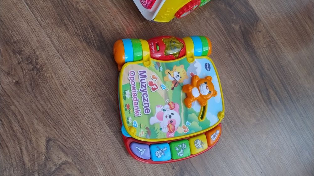 Książeczka Muzyczne opowiadanki i Kostka aktywności Vtech