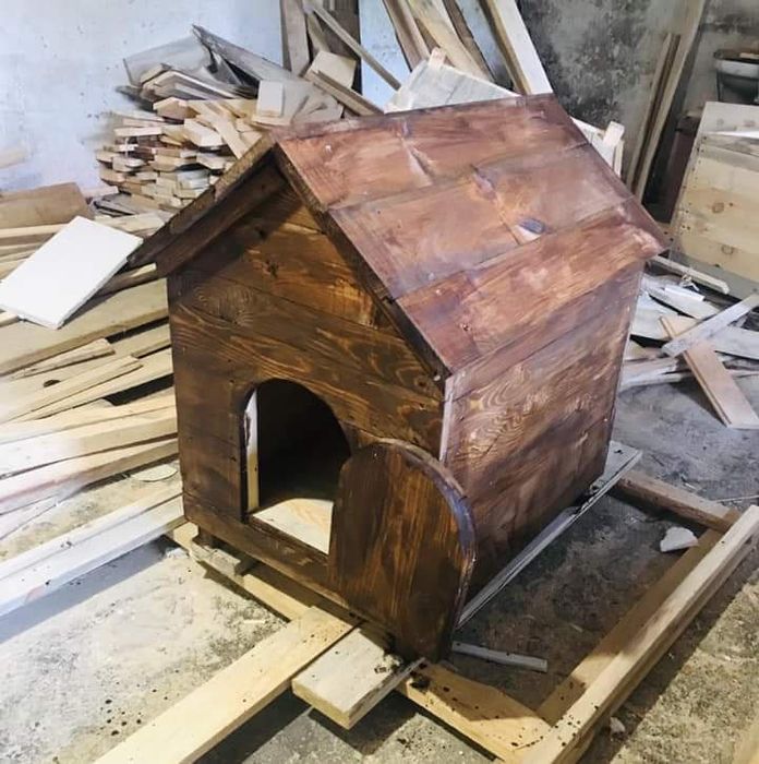 Будки різного розміру. Основне фото -будка велика, утеплена 6000