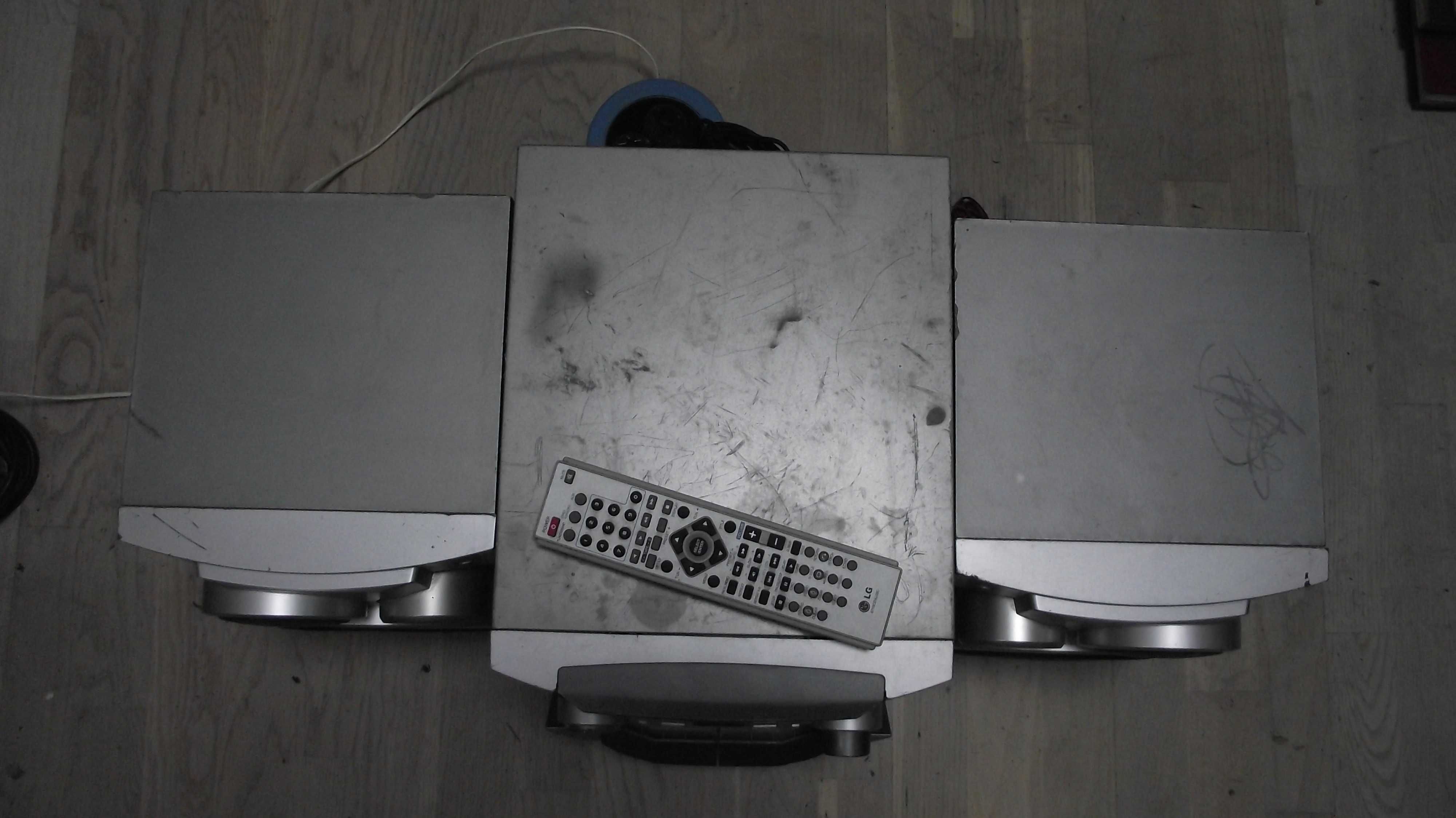 LG LM-K3340 X (караоке) .