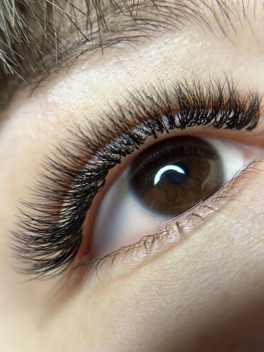 Запрошую на Led та звичайне нарощування вій (Наращивание ресниц Днепр)