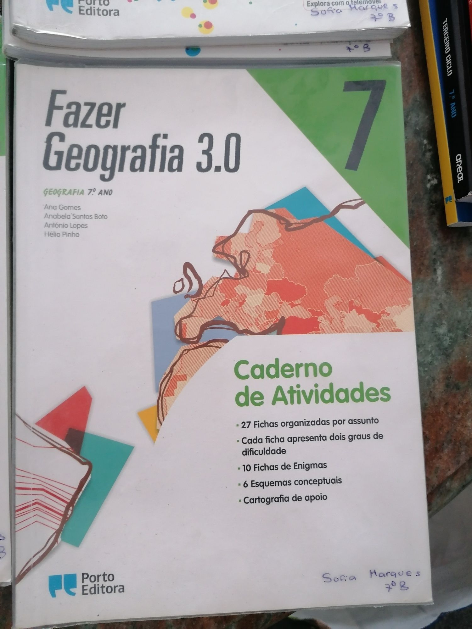 Livros escolares 7 ano