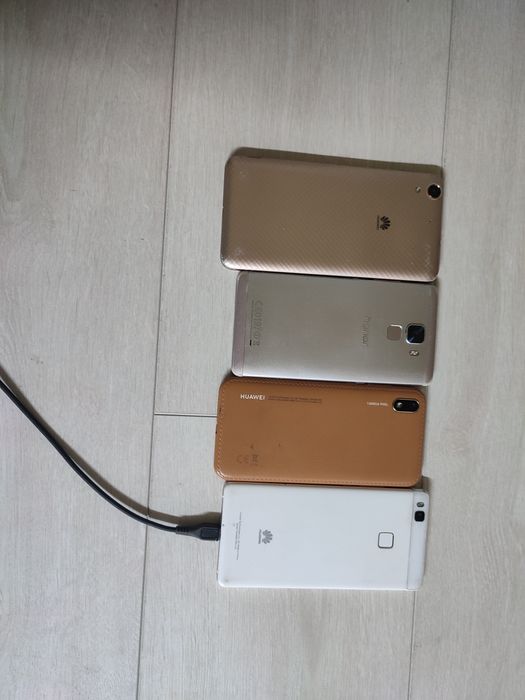 Huawei лот телефонов,одним лотом, цена за всё.