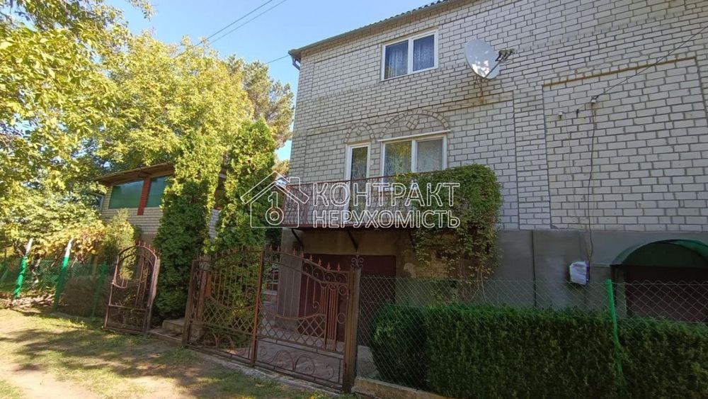 Продаж 2-поверхового  будинку у Золочівському районі єВідновлення