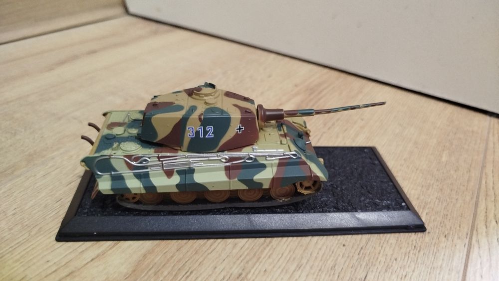 Czołgi świata Panzerkampfwagen VI Tiger II Kóznigstiger Ausf.