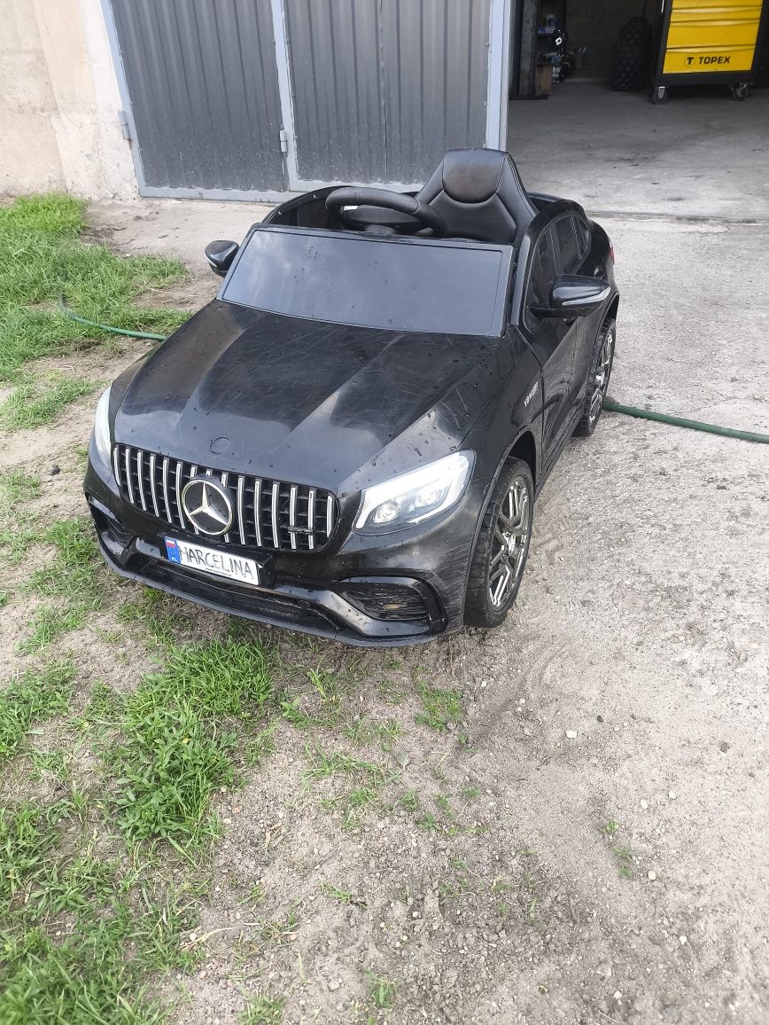 Mercedes Glc 63S samochodzik na akumulator 12v