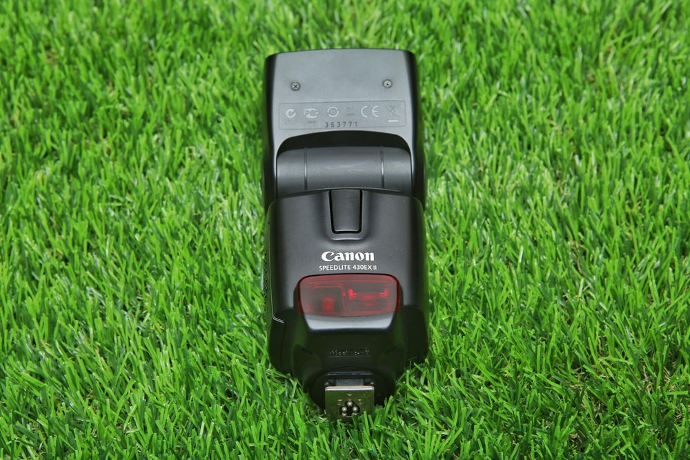 ЧУДНАЯ! Canon Speedlite 430 EX II + Чехол !
