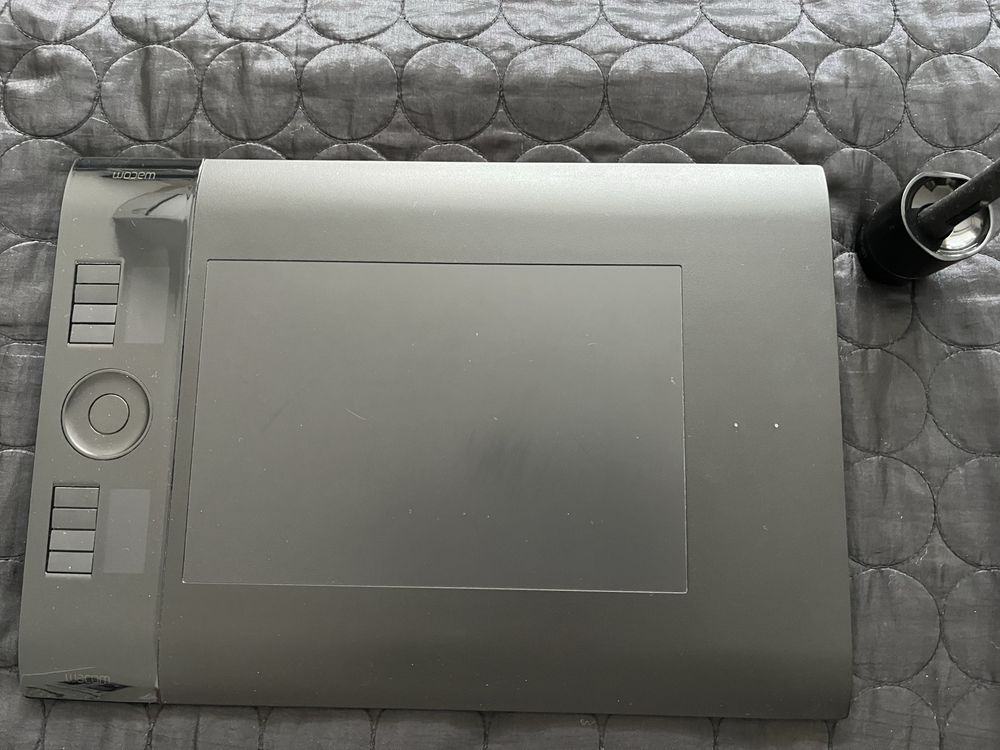 Tablet graficzny Wacom Intuos 4 - idealny dla fotografa - komplet BDB