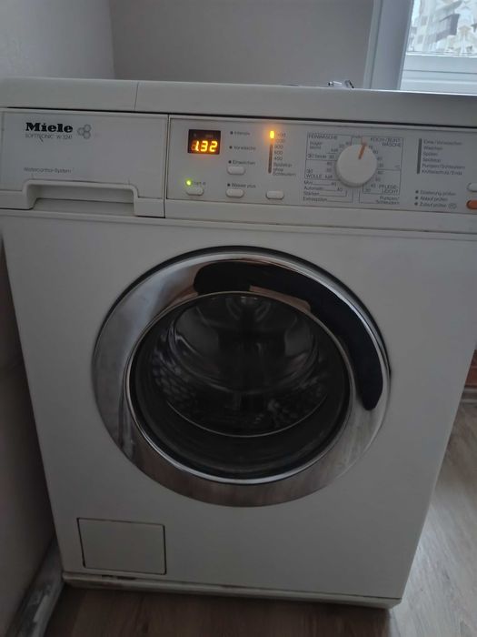 Стиральная машина Miele