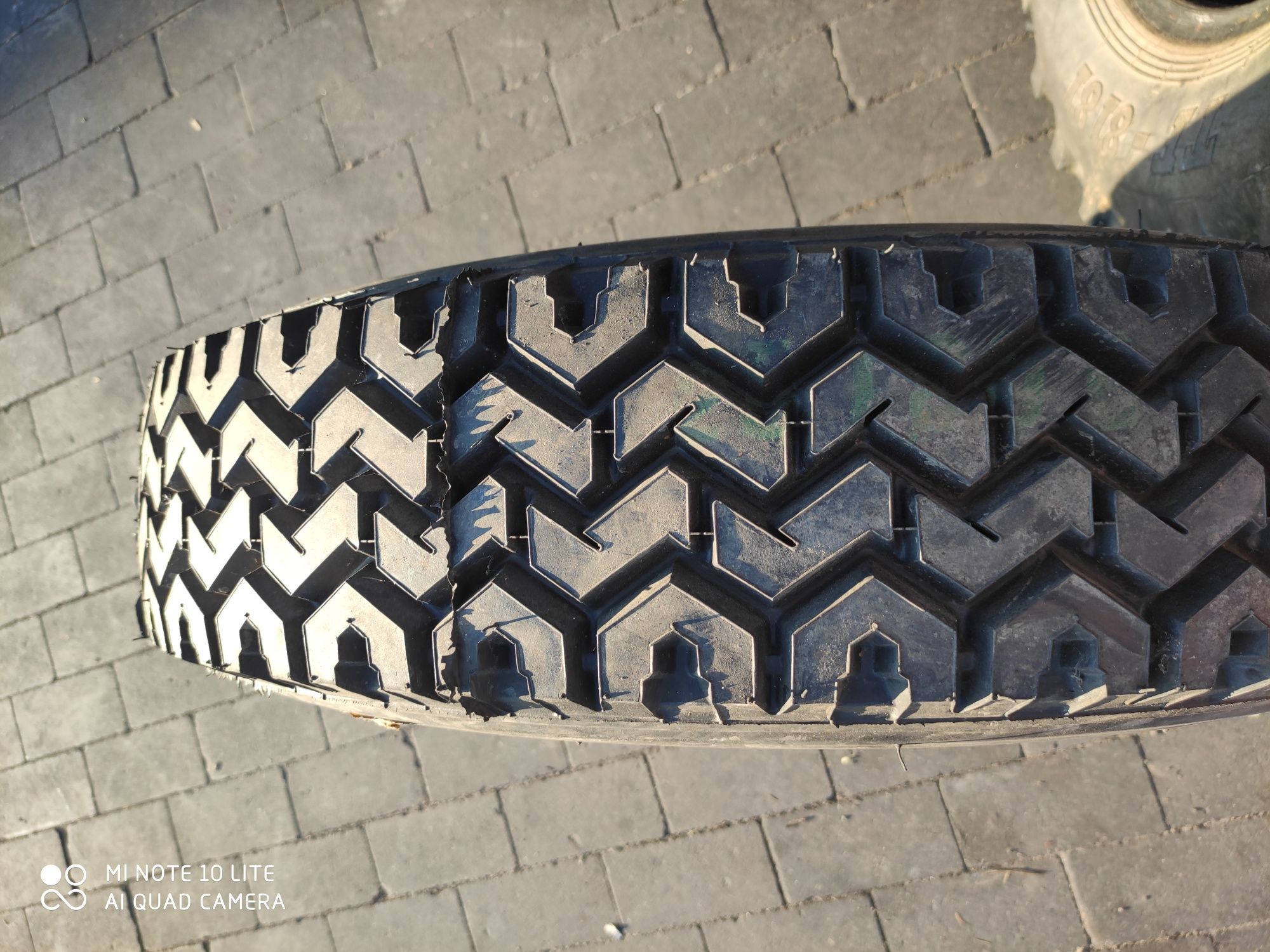 8R17.5 Pirelli MS