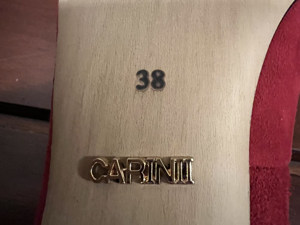 Nieużywane czółenka, nowe buty Carinii r. 38, bordo